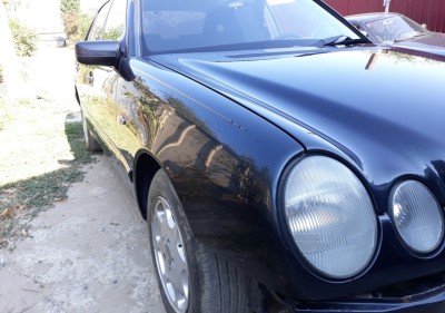 Мерседес w210 E23 Мерседес w210 E23