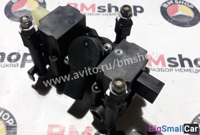 Блок клапанов пневмоподвески Range Rover L322 Блок клапанов пневмоподвески Range Rover L322