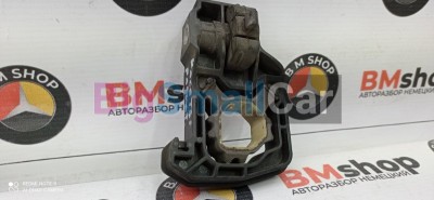 Кронштейн радиатора правый BMW 550I 2006 E61 N62B48 17117575248