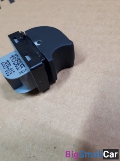 id9625 кнопка стеклоподъемника AUDI Q7 4L 2010 (б/у)